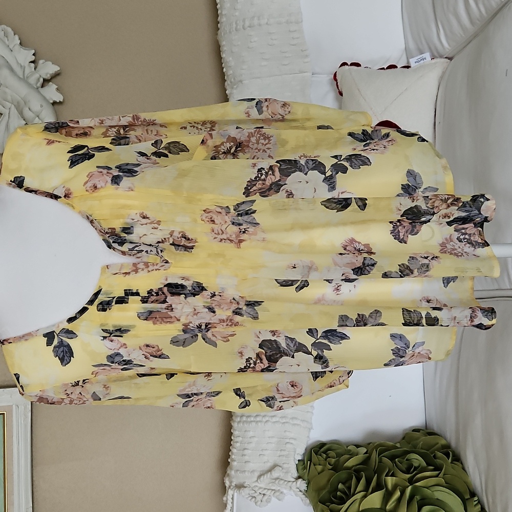 Torrid Sheer Yellow Floral Blouse 00 / 0 / 12 / 12W / L / XL